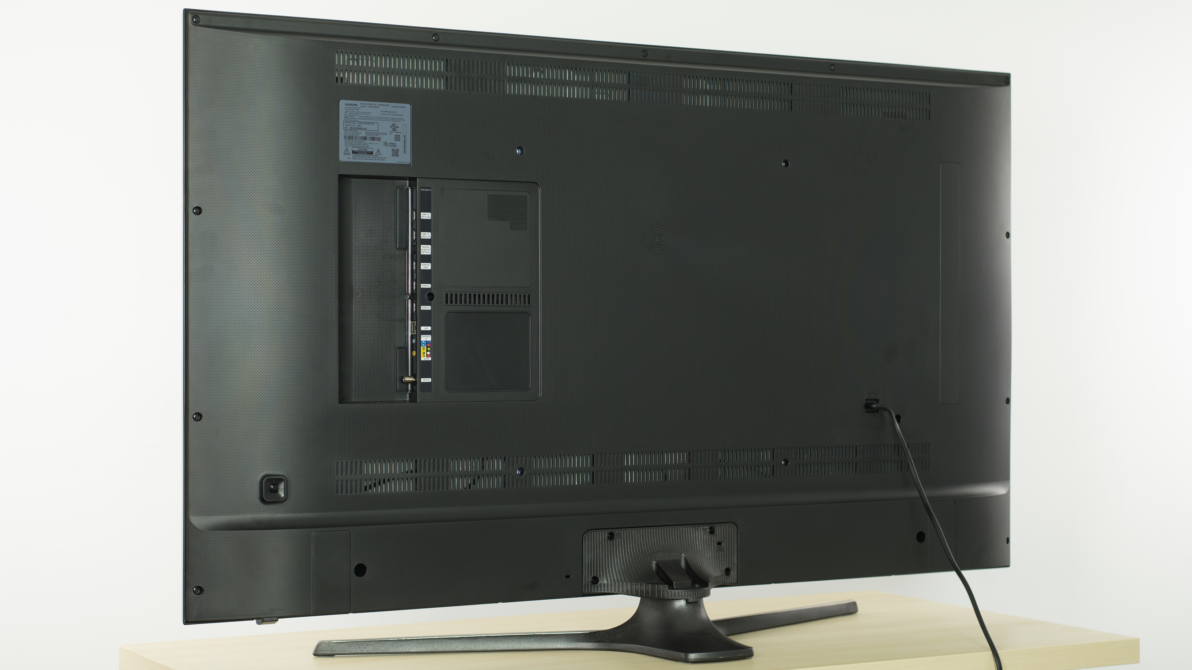 mu6300-back-large.jpg